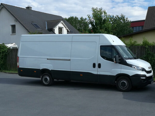 IVECO DAILY, r.v. 2014, ložná nákladní plocha 4,80 bm